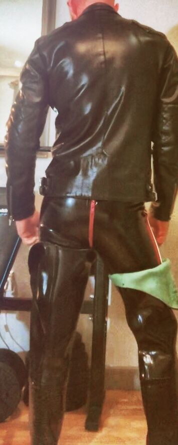 rubberbuttboy OnlyFans picture
