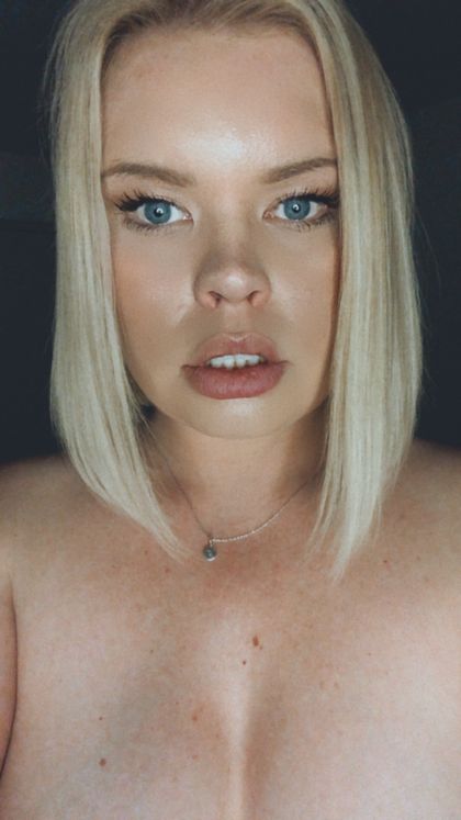 lolaluxe8 OnlyFans picture