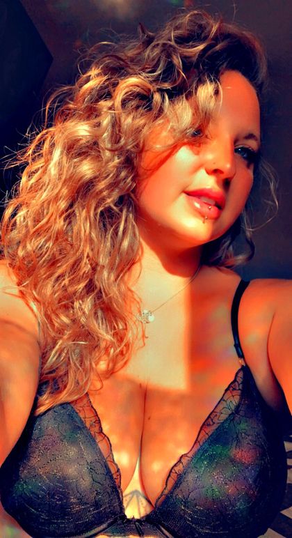 alishagach OnlyFans picture