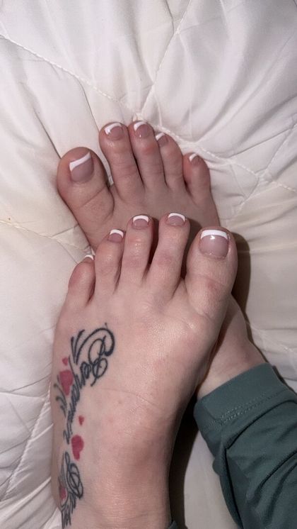 lolabunniesfeet OnlyFans picture
