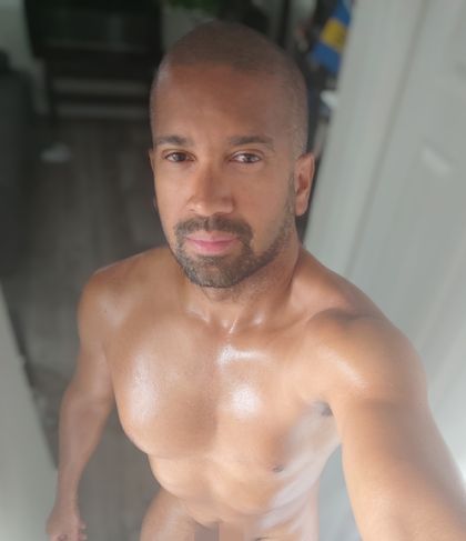 talldarkfrankie OnlyFans picture