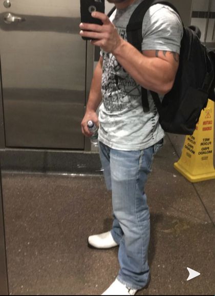monsterdickkk OnlyFans picture
