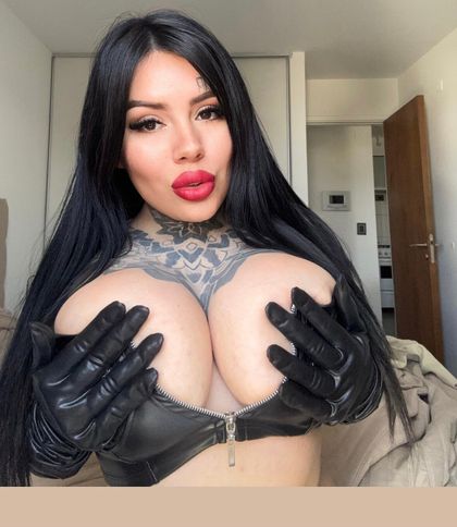 misstresnicole OnlyFans picture