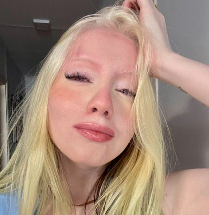 velvetvalen OnlyFans picture