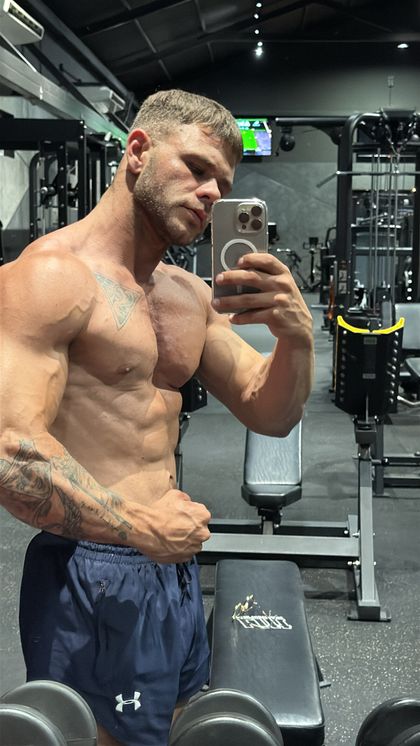 thybautmuscles OnlyFans picture