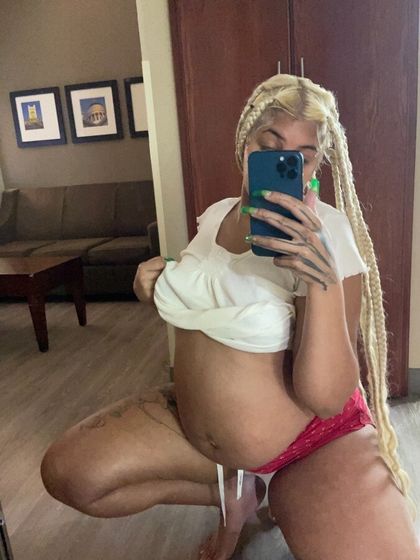 aleahsrose OnlyFans picture