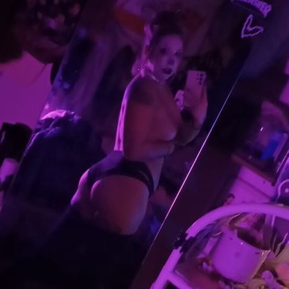 poochekush OnlyFans picture