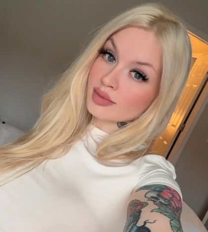 lola.j OnlyFans picture