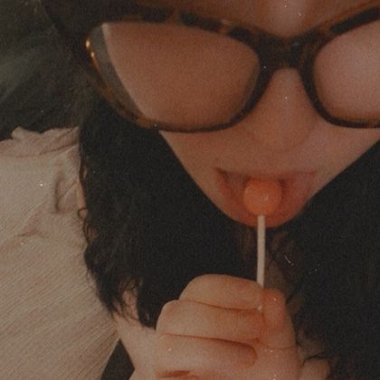 lizzxzee OnlyFans picture