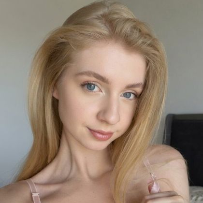 1lollyhere OnlyFans picture