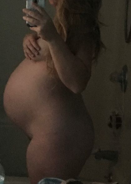 barefootandpregnant25 OnlyFans picture