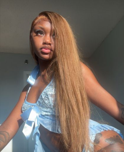 sheblickzz OnlyFans picture