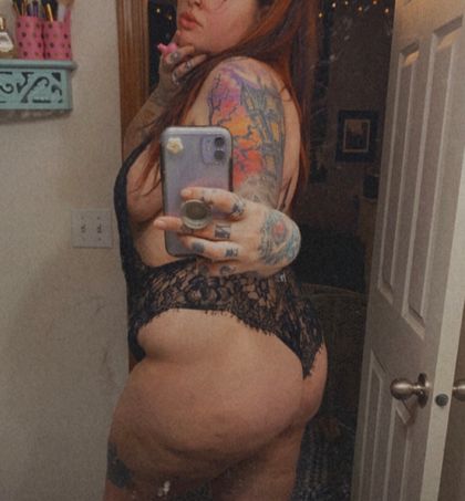 clover_fields33 OnlyFans picture