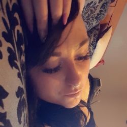 hayleyxx OnlyFans - Free Trial - Photos - Socials | FansMetrics.com