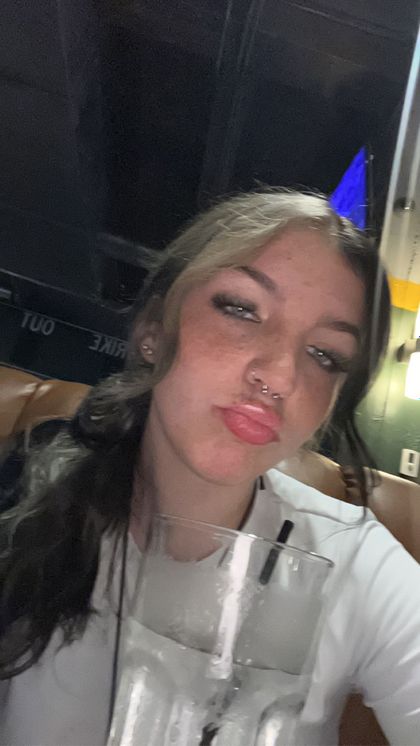 aliceluvsu22 OnlyFans picture