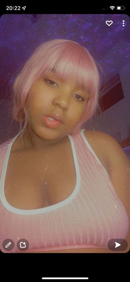 freakypeachesx OnlyFans picture