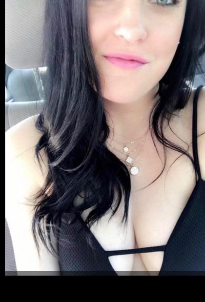 aprilshowers1992 OnlyFans picture