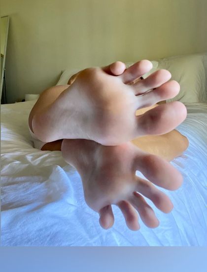 kira.sexyfeet OnlyFans picture