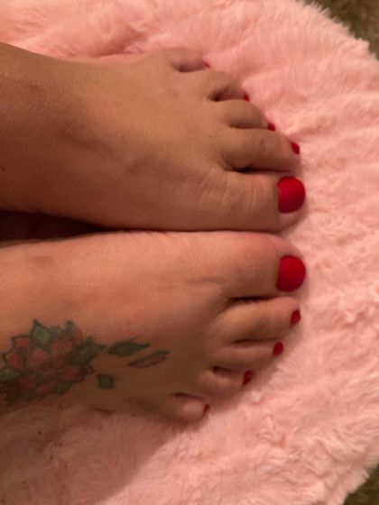 loveemfeet77 OnlyFans picture