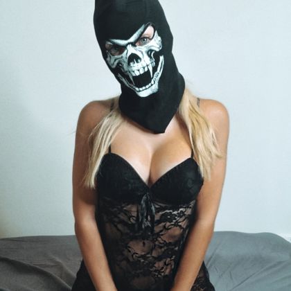 themaskedgirlx OnlyFans picture