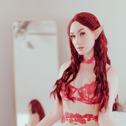 emalynde OnlyFans picture