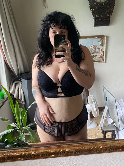 flora.aura OnlyFans picture