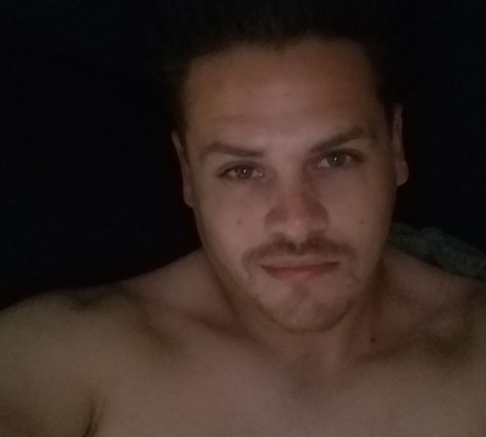 luvs2sploogge OnlyFans profile picture