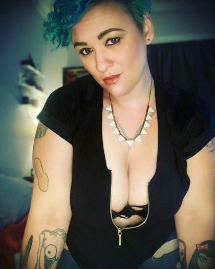 queerlyclover OnlyFans picture