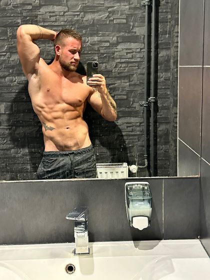 angrylion OnlyFans picture