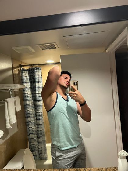 yeffryhernandez21 OnlyFans picture