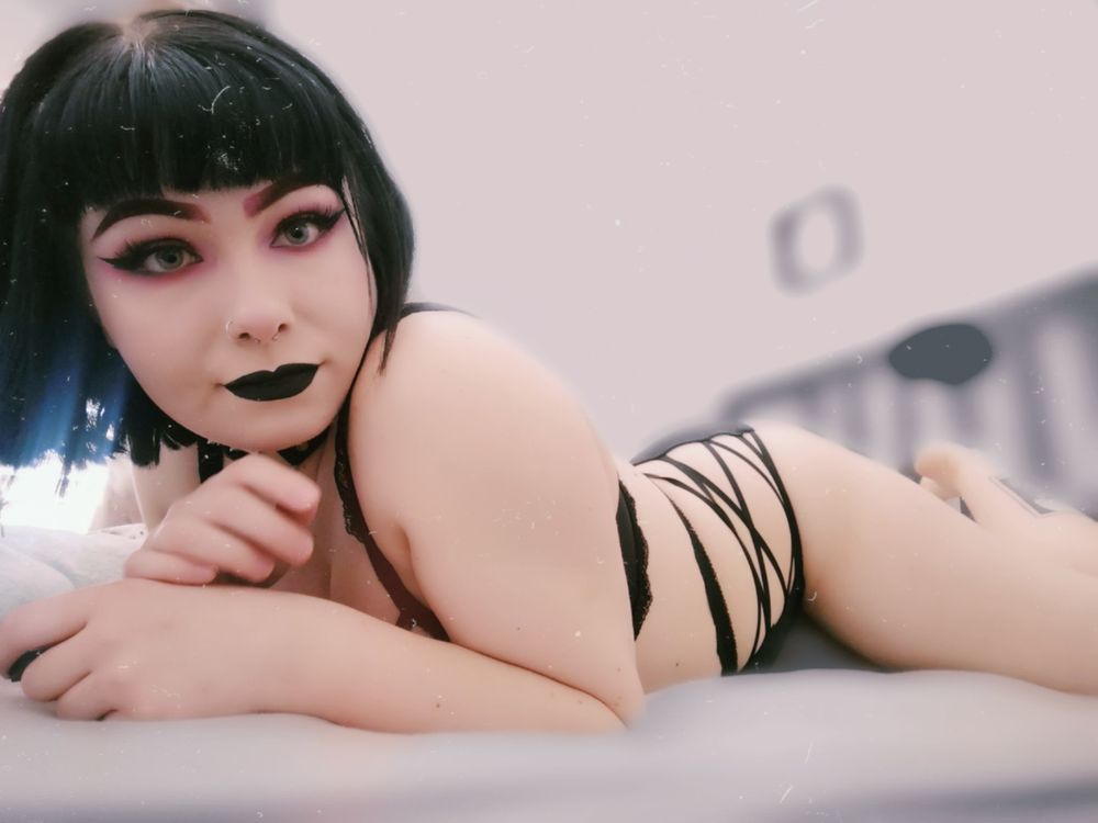 scarlettxrosefree OnlyFans profile picture