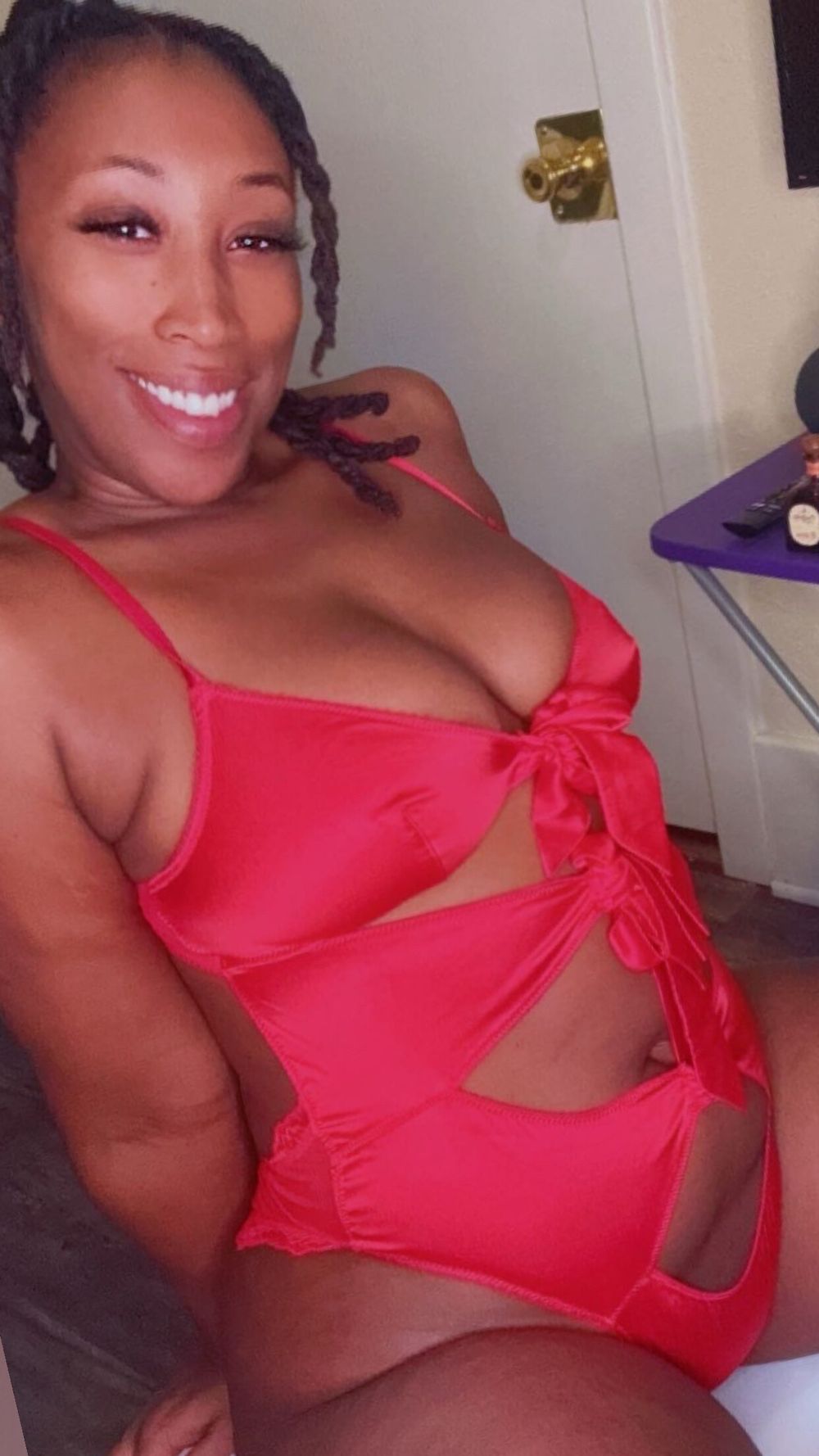 novaholiday OnlyFans profile picture