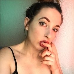 laurelsagexo OnlyFans picture