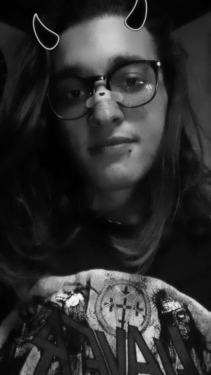 xhide OnlyFans picture