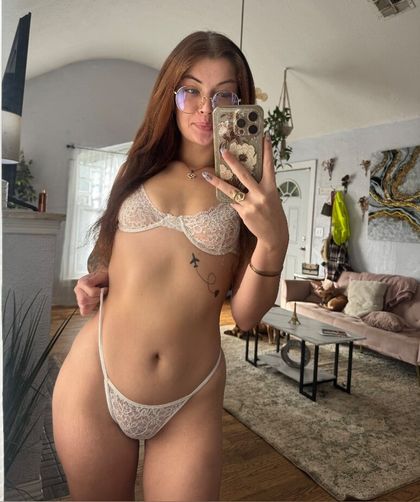 azalea1144 OnlyFans picture