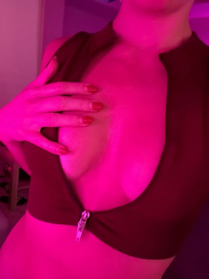 nurseaveri OnlyFans picture