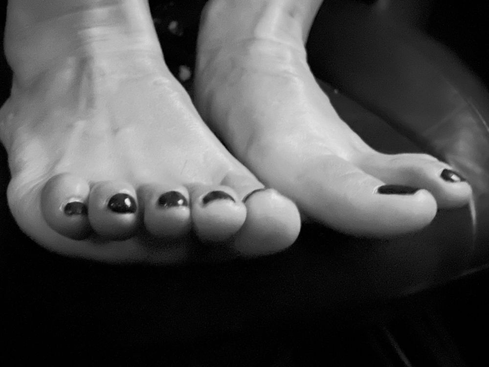 luv_feet411 OnlyFans profile picture