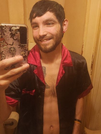 carlosslym OnlyFans picture