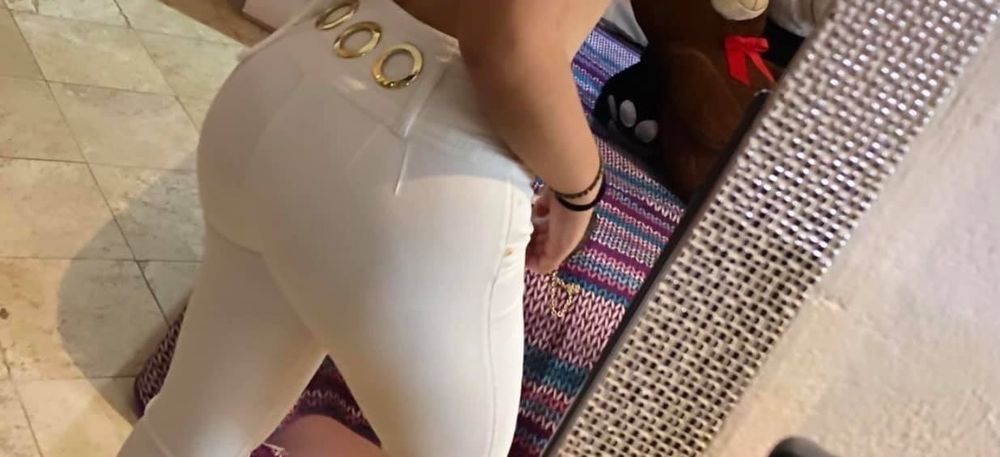 brunettesandwhites OnlyFans profile picture