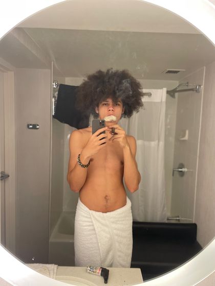 theegenerell OnlyFans picture