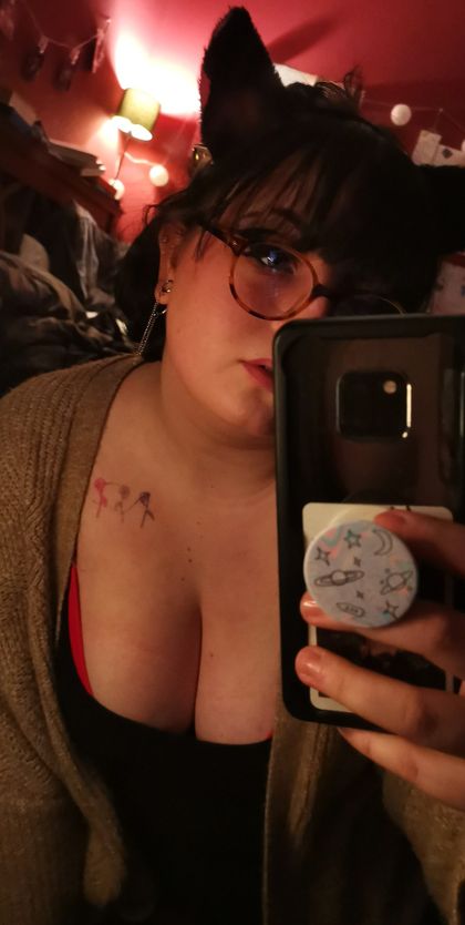 holyhol OnlyFans picture