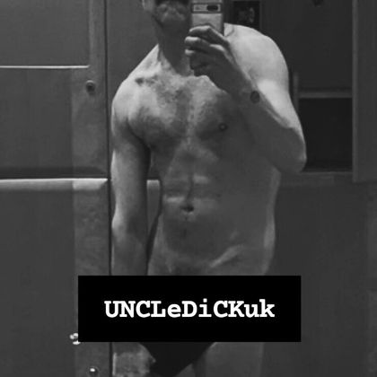 uncledickuk OnlyFans picture