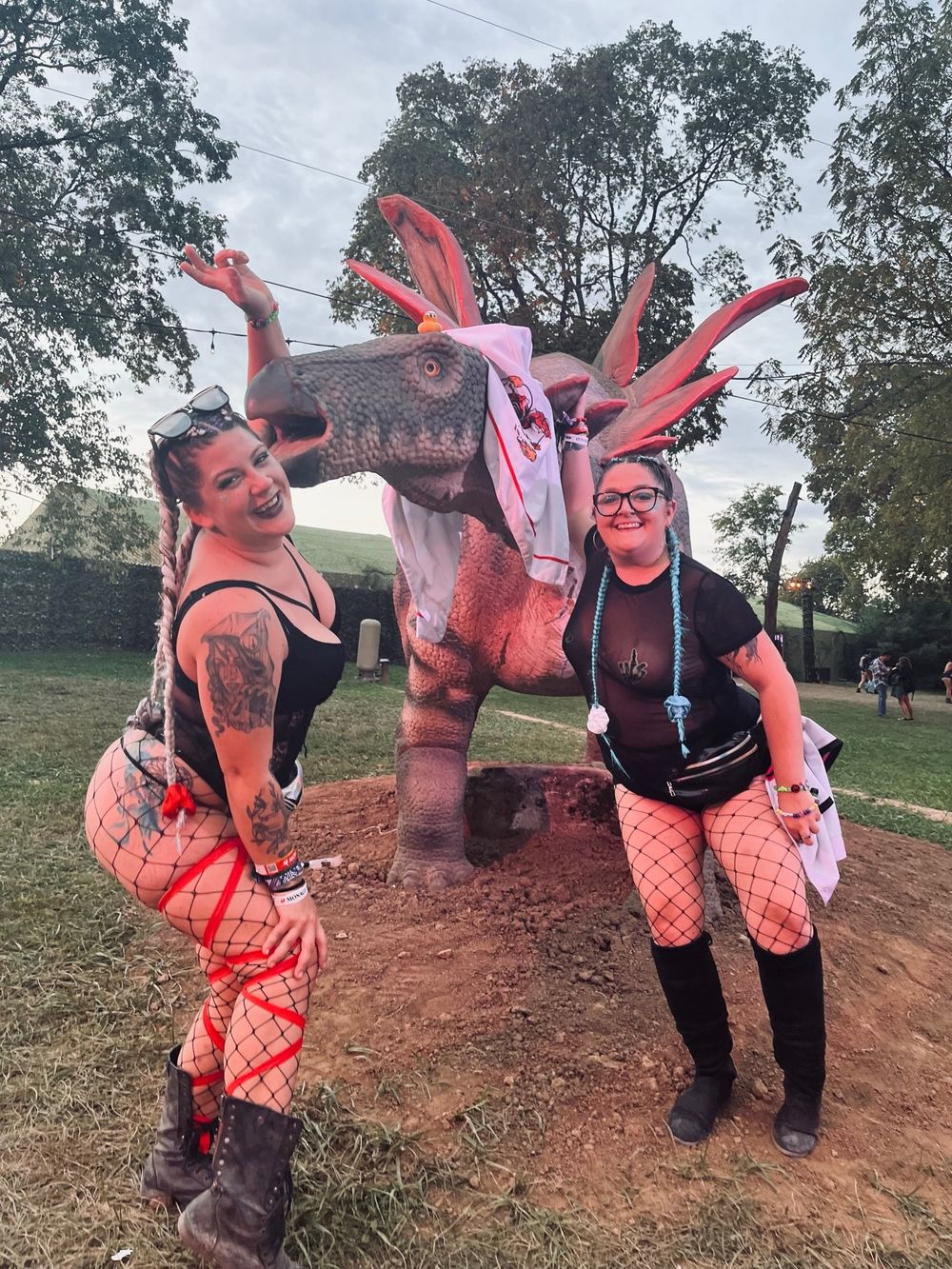 twobestfriends319 OnlyFans profile picture