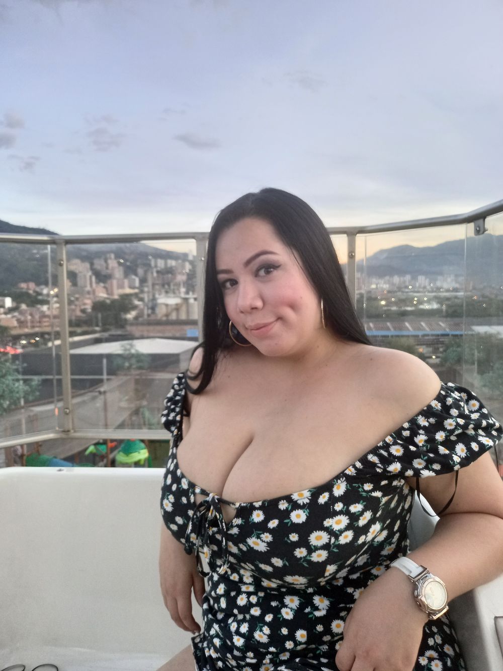 bigtitsjulia OnlyFans profile picture
