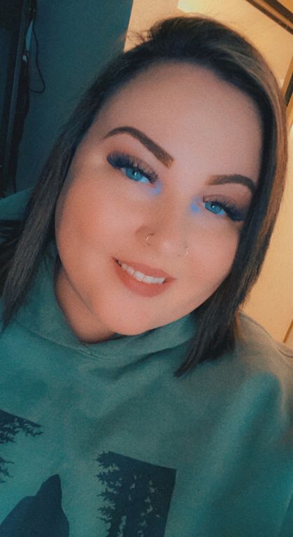 blueeyedxthiccthighed OnlyFans picture