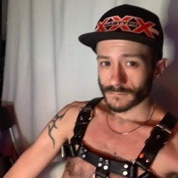 calvinlow OnlyFans picture