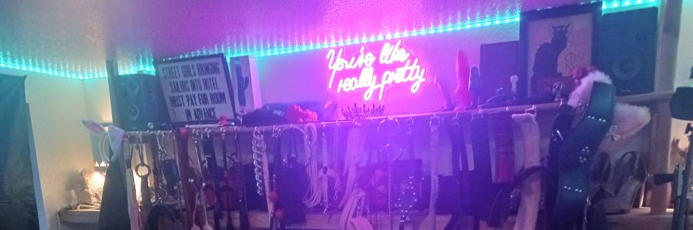 strictlyhousekeeping OnlyFans profile picture