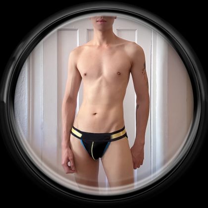 sneakybttm OnlyFans picture