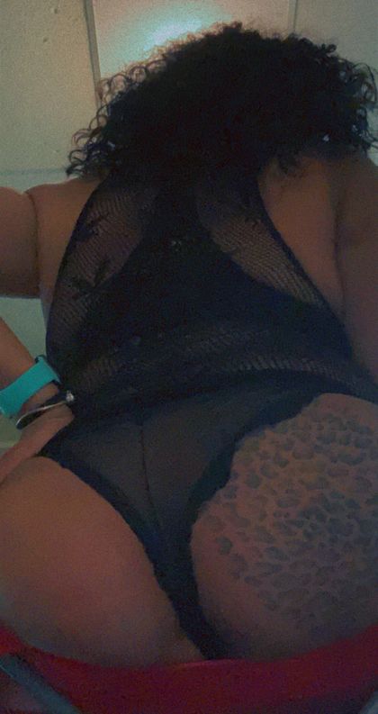 niyapoppiana OnlyFans picture
