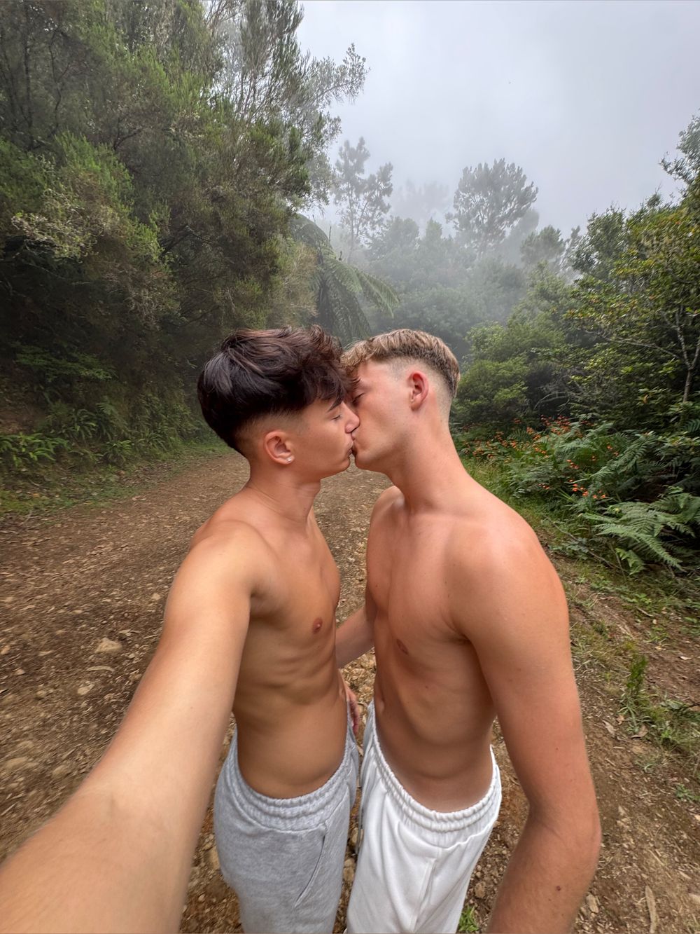 axelydaniel OnlyFans profile picture